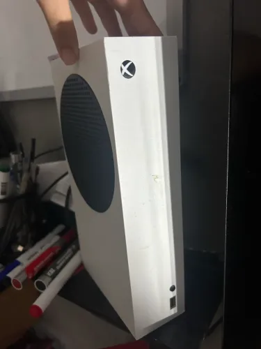Xbox Series S + 2 controles