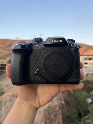LUMIX GH5 MARK II GH5M2 MRK 4K VLOG IBIS MFT M43 PANASONIC OLYMPUS OM SYSTEM GH5S GH6 OM1