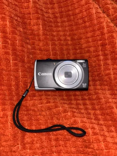 Canon powershot A2500