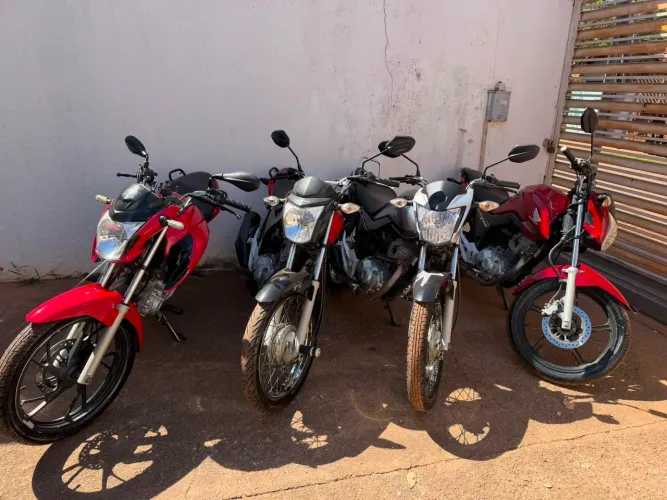 Moto para alugar semanal