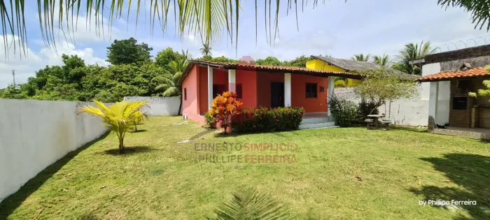 Casa na Praia de Enseada dos Golfinhos com 4 Quartos