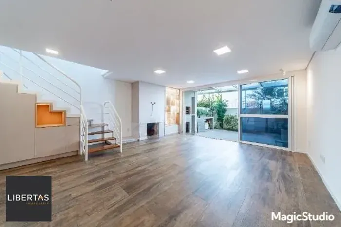 Casa em Condomínio na Tristeza | 3 Dormitórios, Suíte, Pátio e 2 Vagas