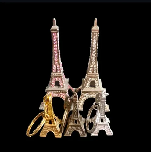 Conjunto de souvenir da Torre Eiffel para colecionadores 