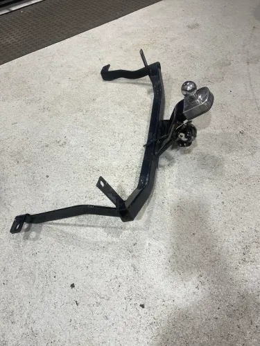 ENGATE PARA REBOQUE AUTOMOTIVO