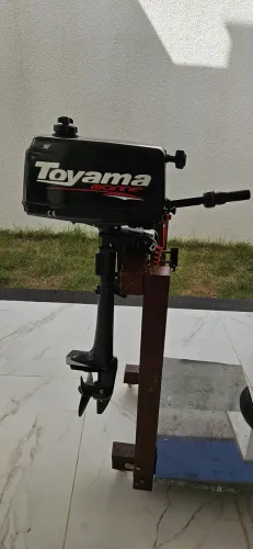 Motor de popa Toyama 2.6hp