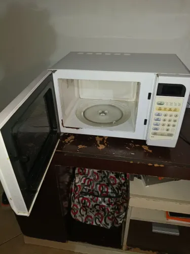 micro-ondas Electrolux ME18S, 17 litros, 127v.