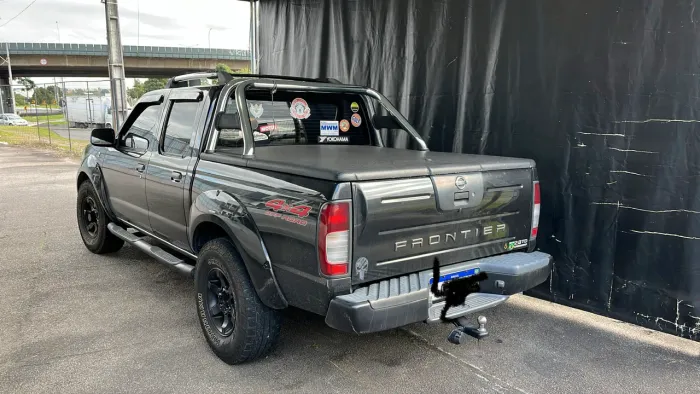 Nissan Frontier Se/se Strik/one CD 4X4 2.8 Dies 2003