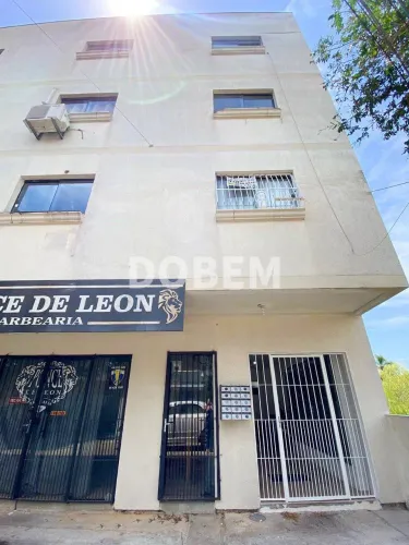 Apartamento semi mobiliado com uma ótima localização.