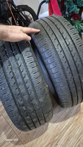 Par de Pneus Goodyear Aro 16 SUV ou carro