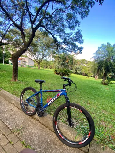 Bicicleta Gts azul Vmax preio a disco shimano