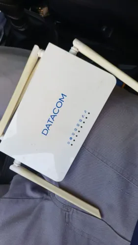 Roteador datacom seminovo /1000 em ótimo estado de conservação