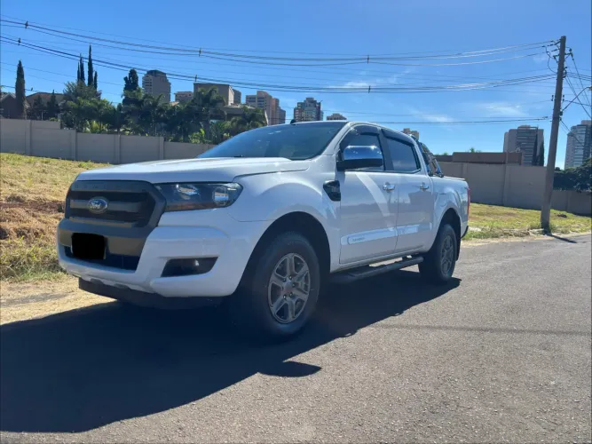 Ford Ranger XLS 2.2 4X4 CD Diesel Aut. 2017