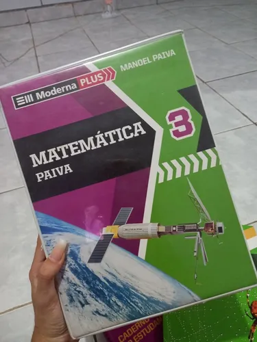 Livro de matemática, Moderna Plus.