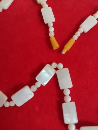 colar gargantilha madre pérola branca