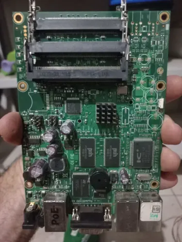 Routerboard 43 - Placa de Rede para Rede Local e Internet
