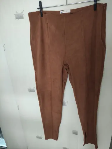 YESSICA calça Suede Tam 44