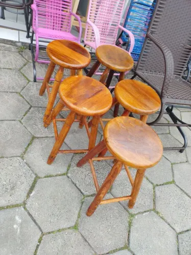 Banqueta 52 cm de altura peroba 