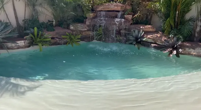 Trabalhamos com área de lazer,piscina e paisagismo