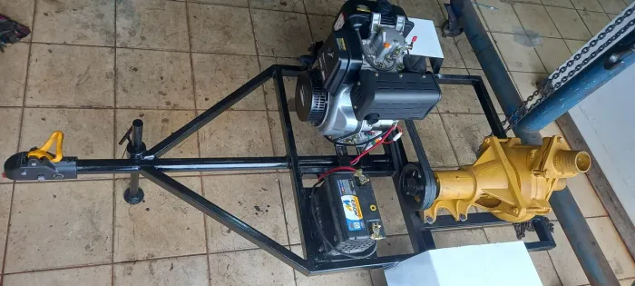 Bomba Draga C/ Motor diesel s/ carreta