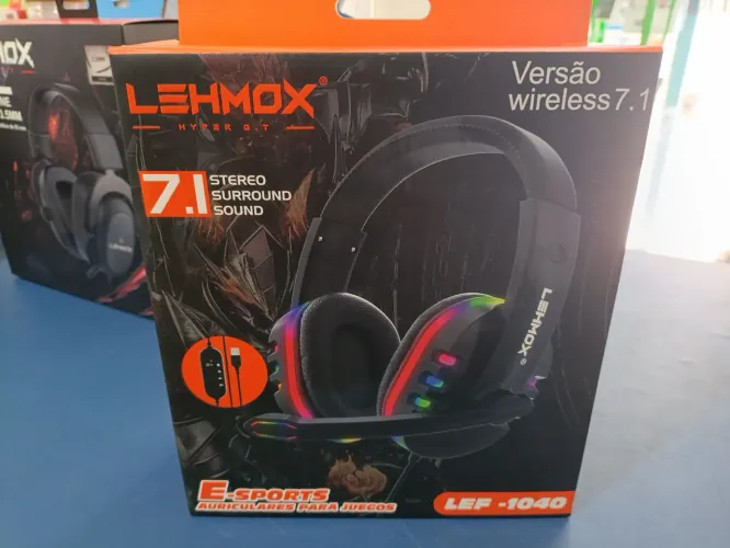 Headset gamer lehmox com rgb NOVO LACRADO FRETE GRÁTIS PARA MACEIÓ