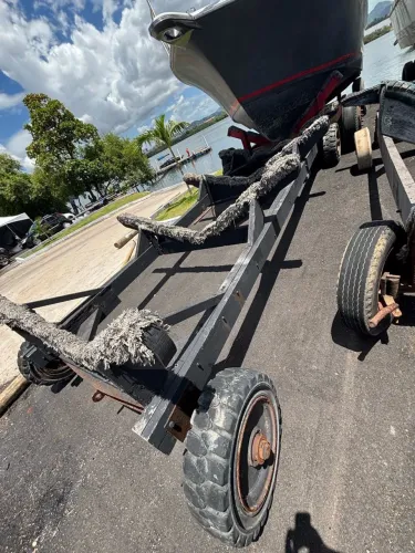 Carreta encalhe lancha barco 36 pés
