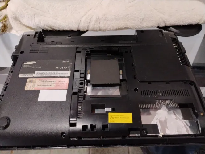 Carcaça Samsung RV411