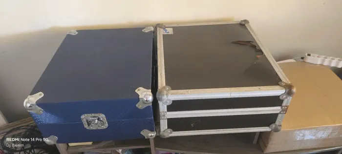 Vendo Hard Cases para Toca Discos