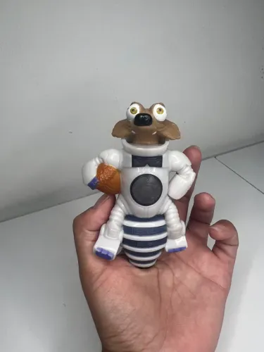 Boneco Scrat- Esquilo da Era do Gelo