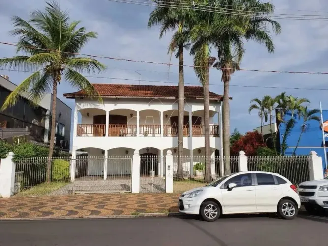 Venda de Casas / Sobrado na cidade de Araraquara