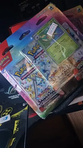 Pokemon evolução prismatica