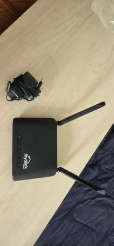 Roteador D-Link DIR-816L (usado)