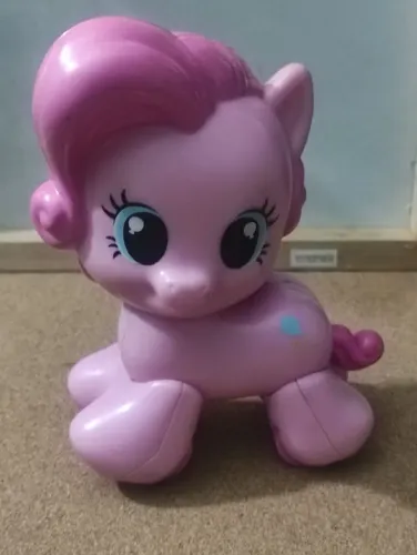 Boneca My Little Pony com Rodas - Playskool (20 cm)