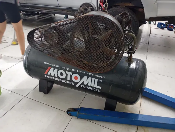 Compressor Motomil 20 Pés