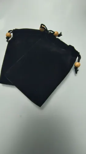 Saquinho de veludo para jóias 11x8cm