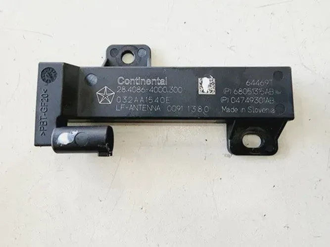 Antena Amplificadora T.l.e Jeep Compass 1.3 Turbo 2022 6157 Preto