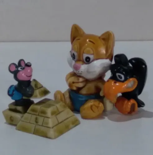 6 miniaturas antigas coleção Kinder Ovo