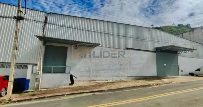 Vendo Galpão no Bairro Mário Giurizatto