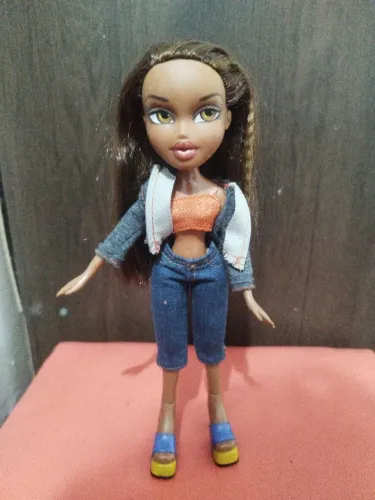 Boneca Bratz Sasha