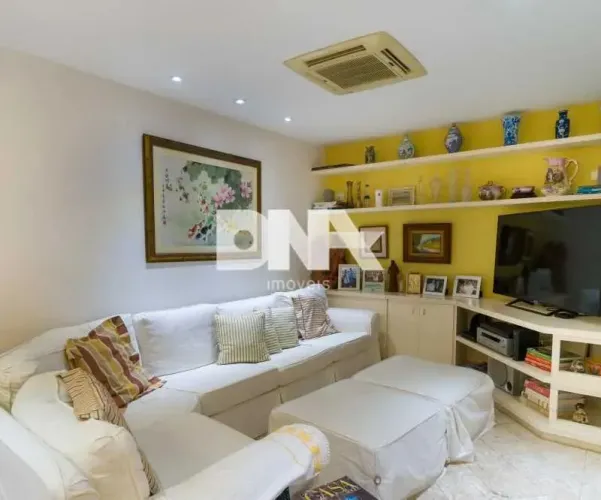 Cobertura - Triplex / Residencial / Urca