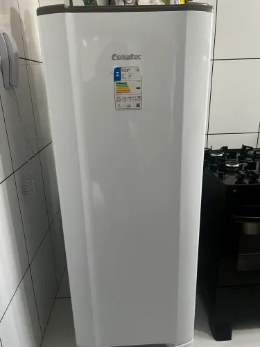 Refrigerador esmalte  245l 