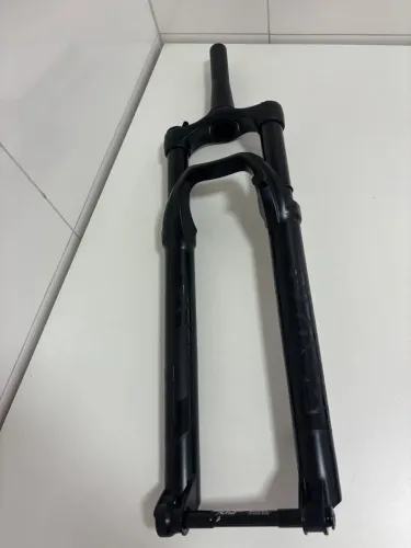 Suspensão FOX 32 Float Rhythm Grip 120mm