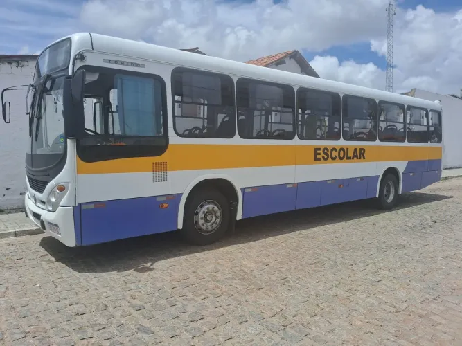 Vendo ônibus Mercedes torino 2010/2010