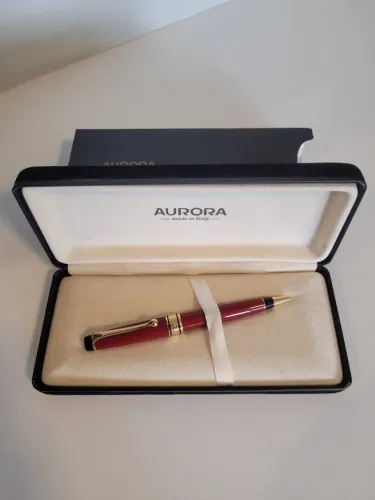 Caneta Aurora Optima vermelha ballpoint