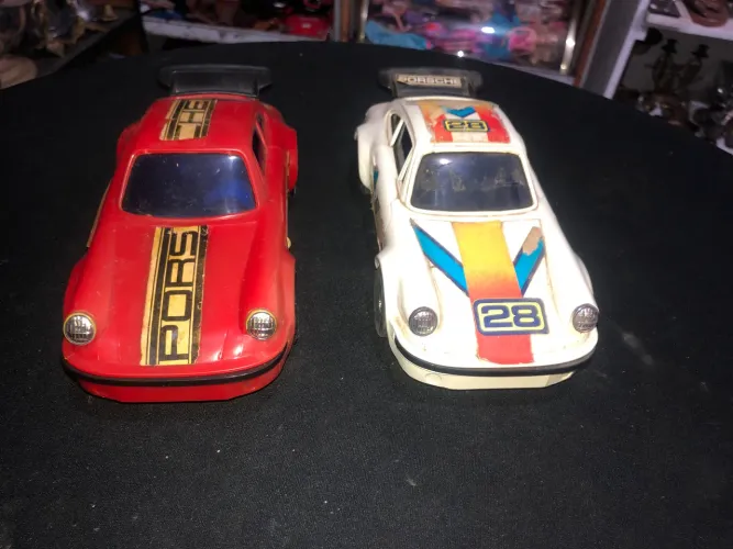Dois carrinhos da estrela posto de motorama antigo e raro