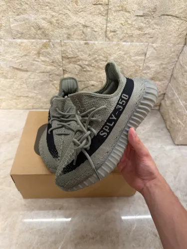 Yeezy 350 V2 Granite