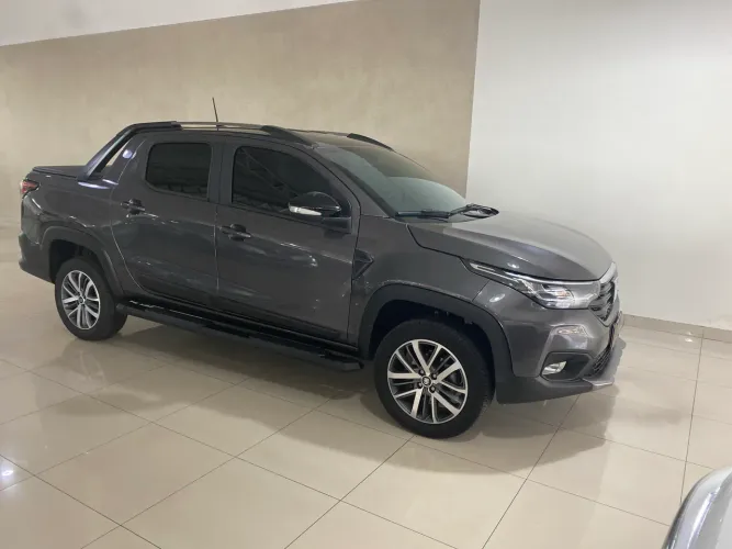 Fiat Strada Volcano 1.3 Flex 8V CD 2025