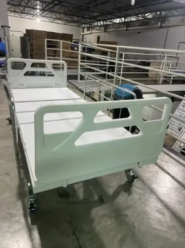 Cama motorizada com elevação de altura 