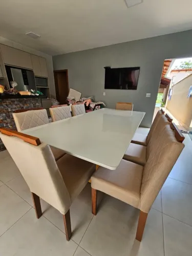 Mesa de Jantar Elegante com 8 Cadeiras madeira