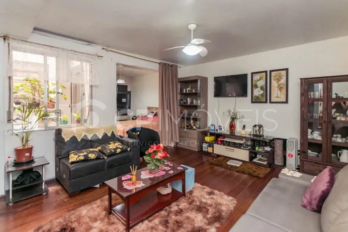 Apartamento Semi Mobiliado à Venda em Porto Alegre