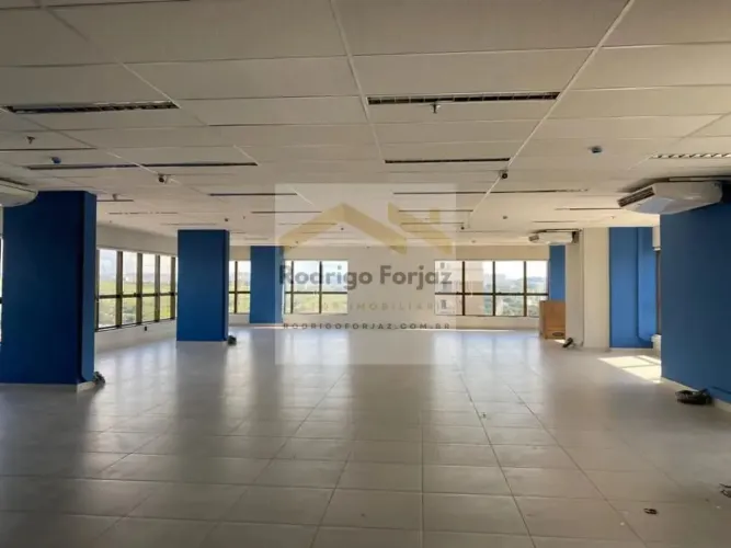 EXCELENTE SALA COMERCIAL EM BARUERI/SP - 1/2 ANDAR, A/C: 318m², ar condicionado, 04 Vagas